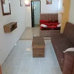 Gini Palace -
