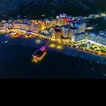 Daire Gini Palace - *