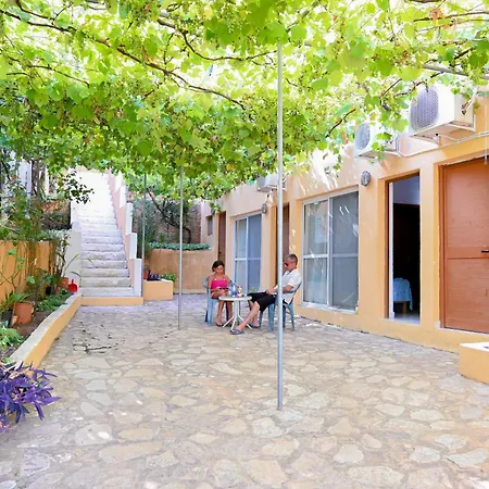 Apartman Gini Palace - Shëngjin