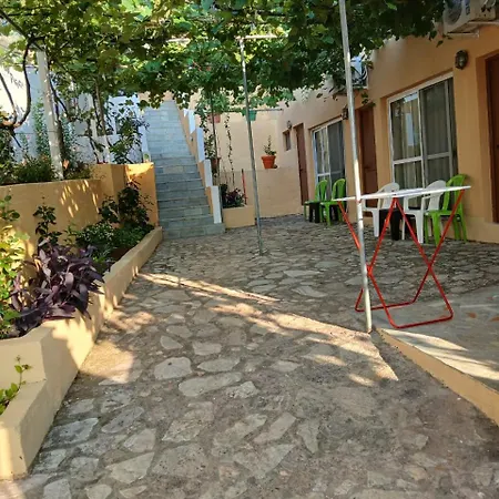 Gini Palace - * Shëngjin